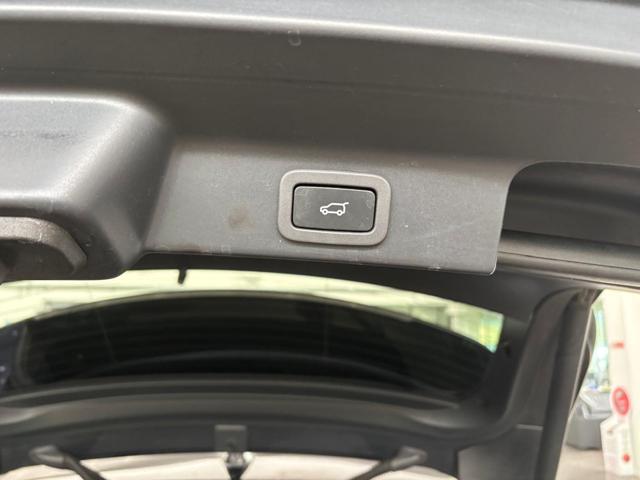 JAGUAR F-Pace usata, con Autoradio