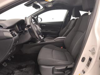 TOYOTA C-HR usata, con Controllo automatico clima