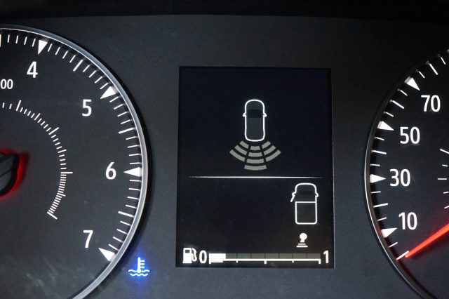 RENAULT Trafic usata, con Monitoraggio pressione pneumatici