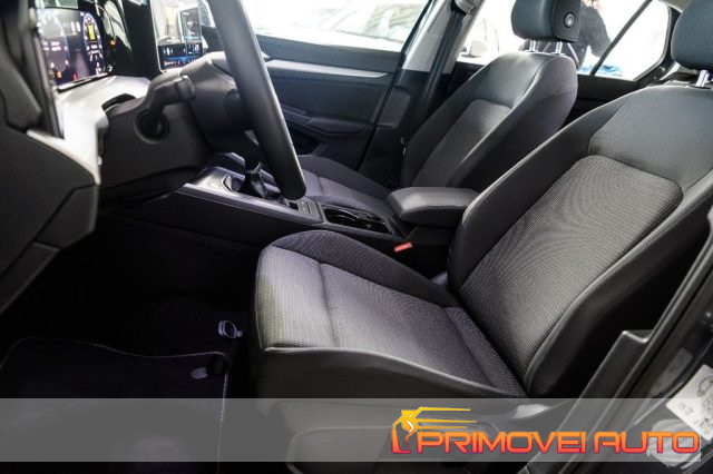 VOLKSWAGEN Golf usata, con Autoradio