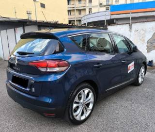 RENAULT Scenic usata, con Boardcomputer