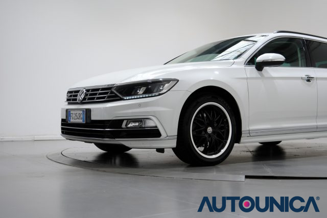 VOLKSWAGEN Passat Variant usata, con Climatizzatore