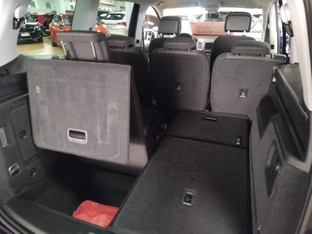 SEAT Alhambra usata, con Autoradio digitale