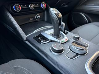 ALFA ROMEO Stelvio usata, con Sistema di navigazione