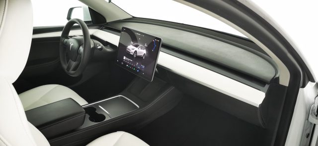 TESLA Model Y usata, con Frenata d