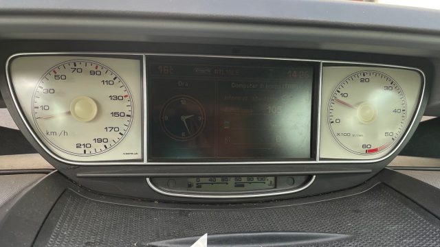 PEUGEOT 807 usata 10