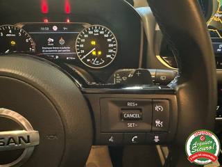 NISSAN Qashqai usata, con Leve al volante