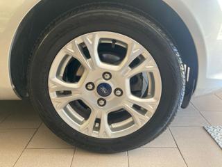 FORD Fiesta usata, con Servosterzo