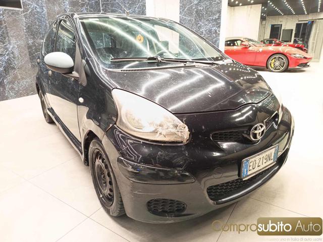 TOYOTA Aygo usata, con Airbag