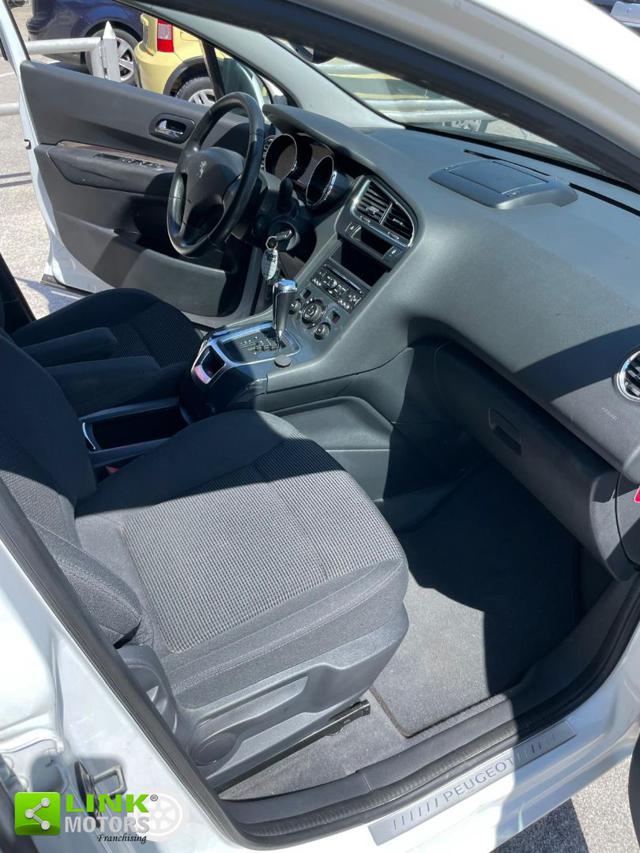 PEUGEOT 5008 usata, con Airbag Passeggero