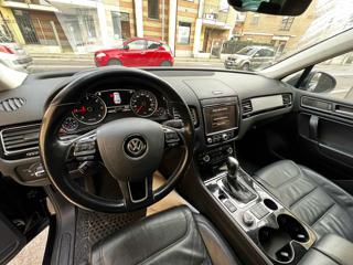 VOLKSWAGEN Touareg usata, con ESP