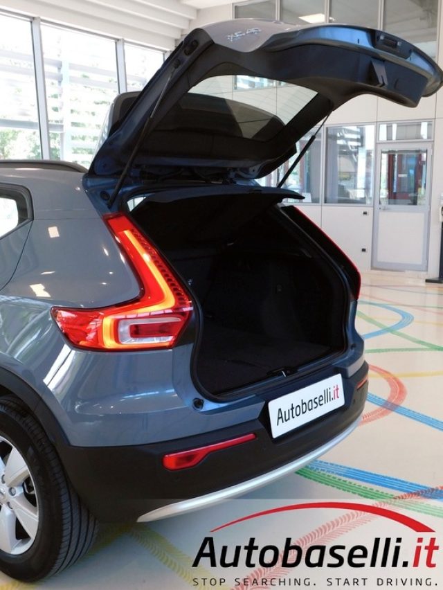 VOLVO XC40 usata, con Regolazione elettrica del sedile posteriore