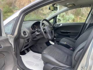 OPEL Corsa usata, con ESP