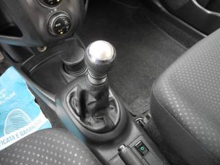 TOYOTA Yaris usata, con Specchietti laterali elettrici