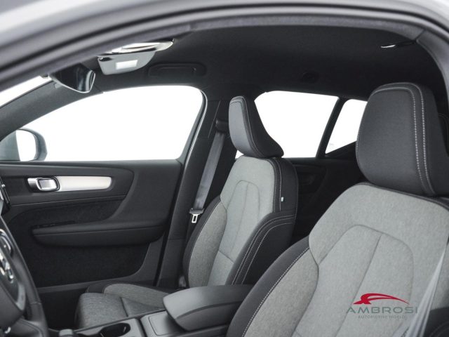 VOLVO XC40 usata 8
