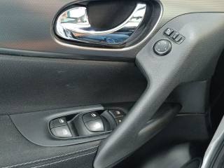 NISSAN Qashqai usata, con Sensori di parcheggio posteriori