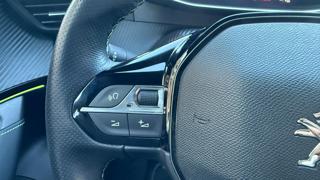 PEUGEOT 2008 usata, con Boardcomputer