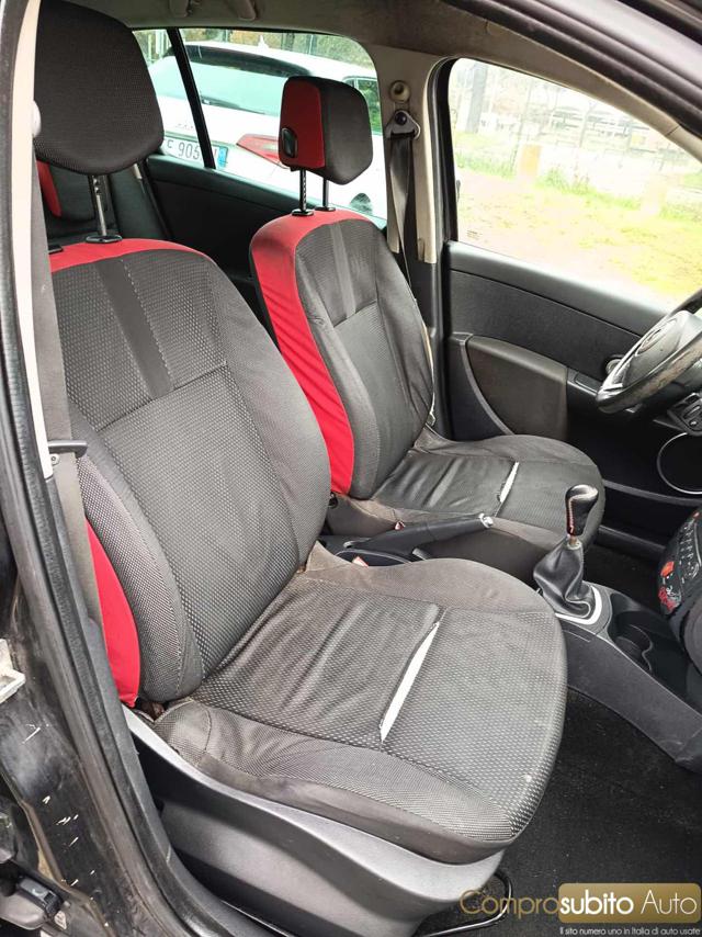 RENAULT Clio usata 21