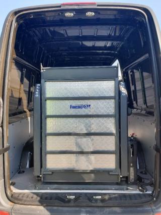 MERCEDES-BENZ Sprinter usata, con Alzacristalli elettrici