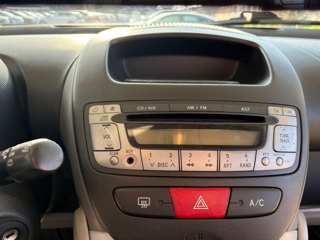 TOYOTA Aygo usata, con Bluetooth
