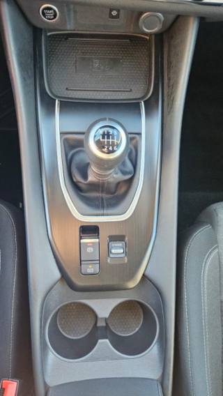 NISSAN Qashqai usata, con USB