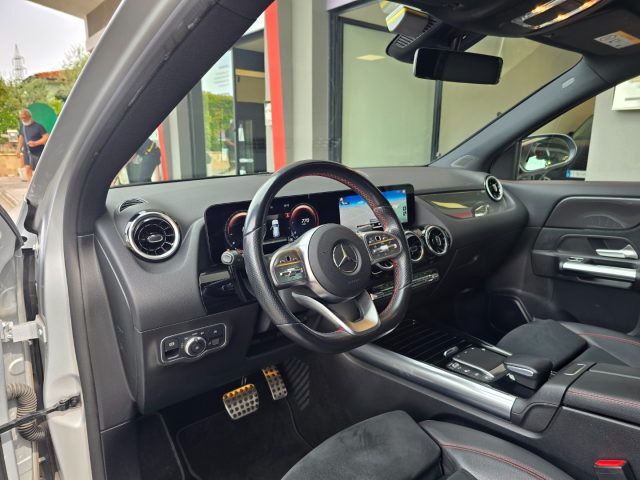 MERCEDES-BENZ GLA 200 usata, con Sistema di avviso di distanza