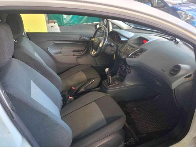 FORD Fiesta usata, con Specchietti laterali elettrici