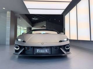 LAMBORGHINI Temerario usata, con Airbag
