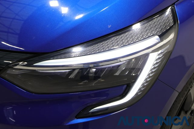 RENAULT Clio usata, con Telecamera per parcheggio assistito