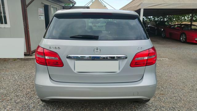 MERCEDES-BENZ B 180 usata, con Airbag laterali