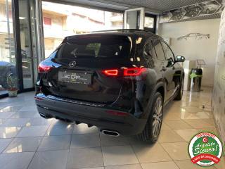 MERCEDES-BENZ GLA 200 usata, con Fari LED