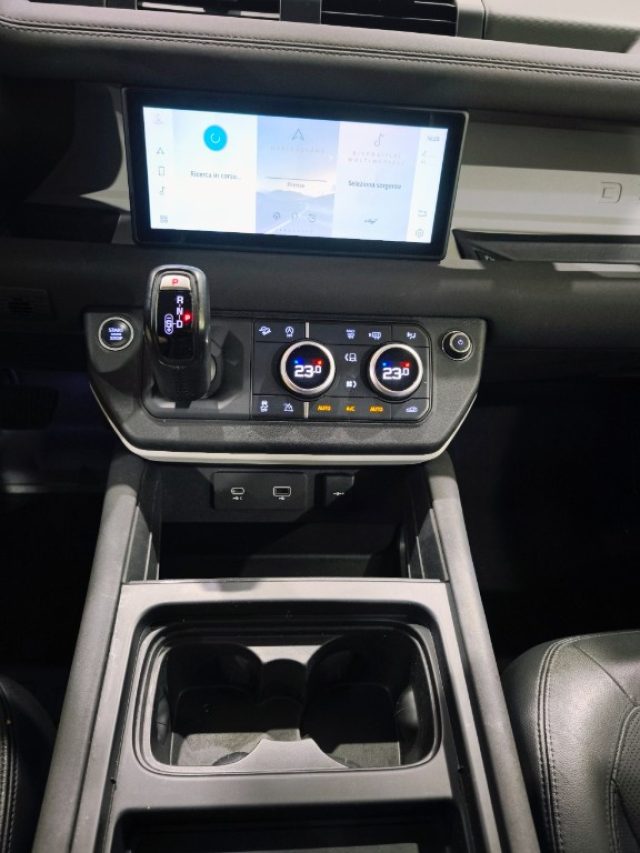 LAND ROVER Defender usata, con Cerchi in lega