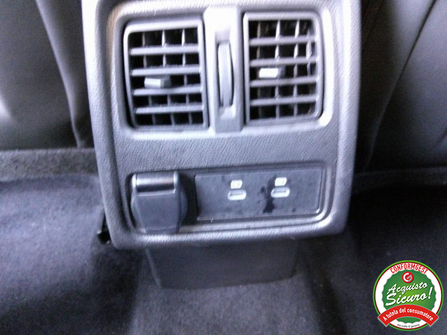 RENAULT Captur usata, con Autoradio digitale