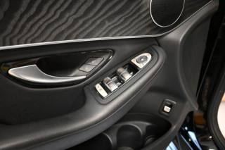 MERCEDES-BENZ GLC 220 usata 31