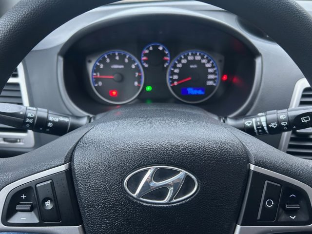 HYUNDAI i20 usata, con Airbag testa
