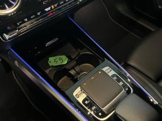 MERCEDES-BENZ GLB 200 usata, con Fari LED