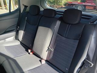 NISSAN Leaf usata, con USB