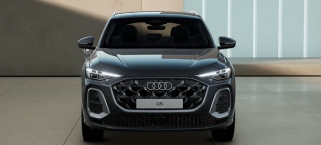 AUDI Q5 usata, con Park Distance Control