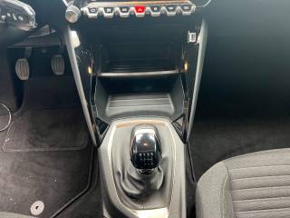 PEUGEOT 2008 usata, con Fari LED