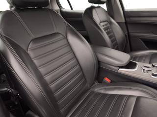 ALFA ROMEO Stelvio usata, con Leve al volante