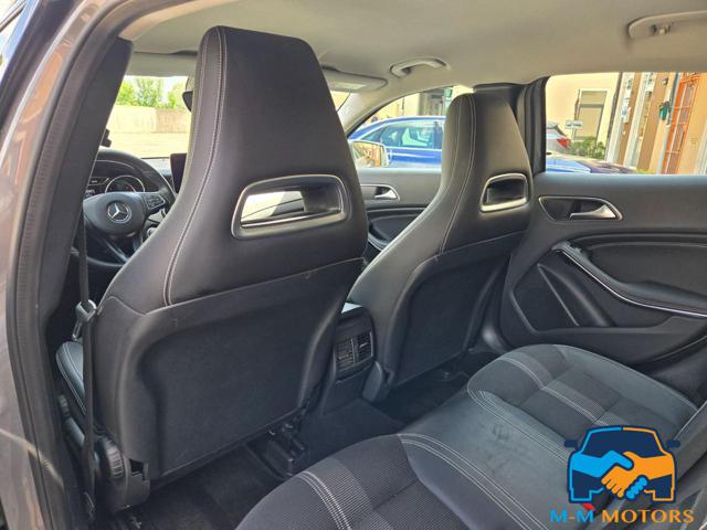 MERCEDES-BENZ GLA 180 usata 20