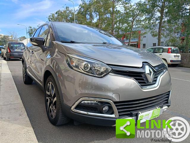 RENAULT Captur usata, con USB