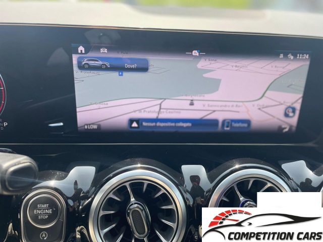 MERCEDES-BENZ GLA 180 usata, con Autoradio digitale