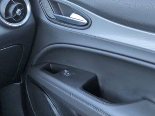 ALFA ROMEO Stelvio usata, con Sensori di parcheggio posteriori