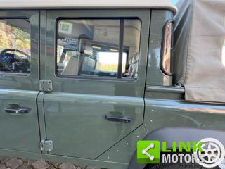 LAND ROVER Defender usata 27