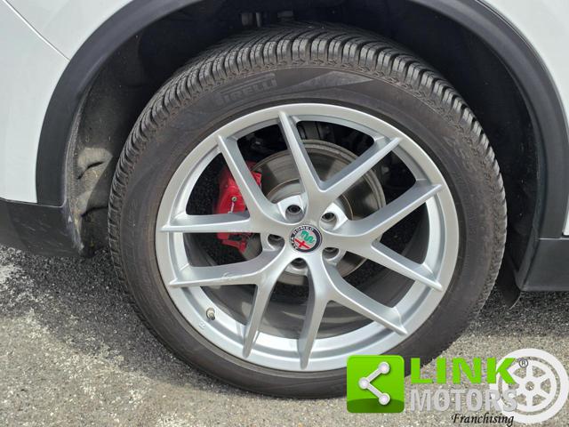 ALFA ROMEO Stelvio usata, con Vetri oscurati
