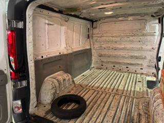 RENAULT Trafic usata, con Park Distance Control