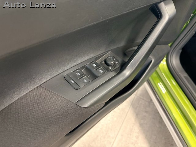 VOLKSWAGEN Taigo usata, con Climatizzatore