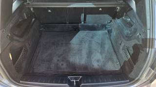 MERCEDES-BENZ GLB 200 usata, con Autoradio