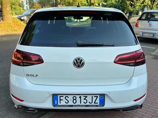 VOLKSWAGEN Golf usata, con Autoradio